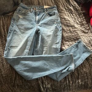 NWT mom jeans